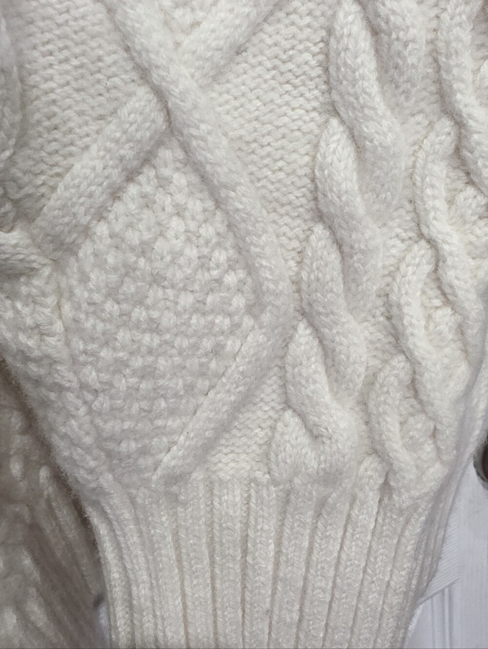 - Cream - Picture 7 of 15